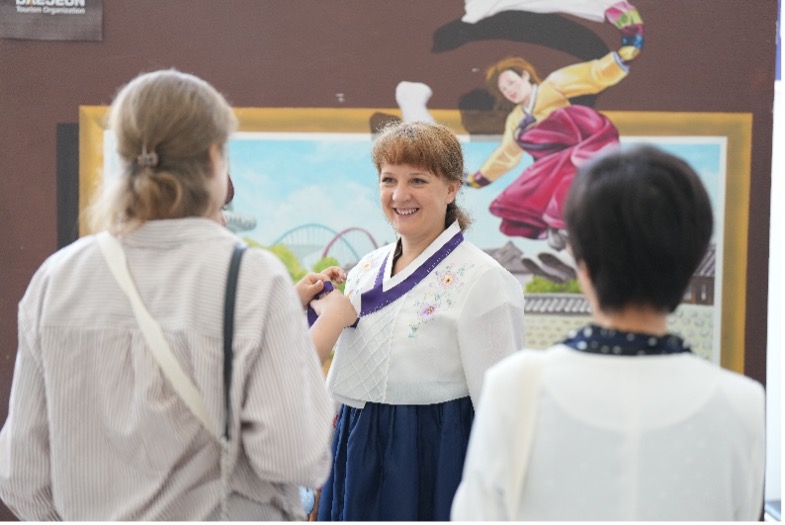 Culture Booth