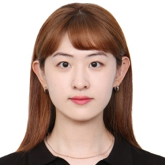 Yumi Lee